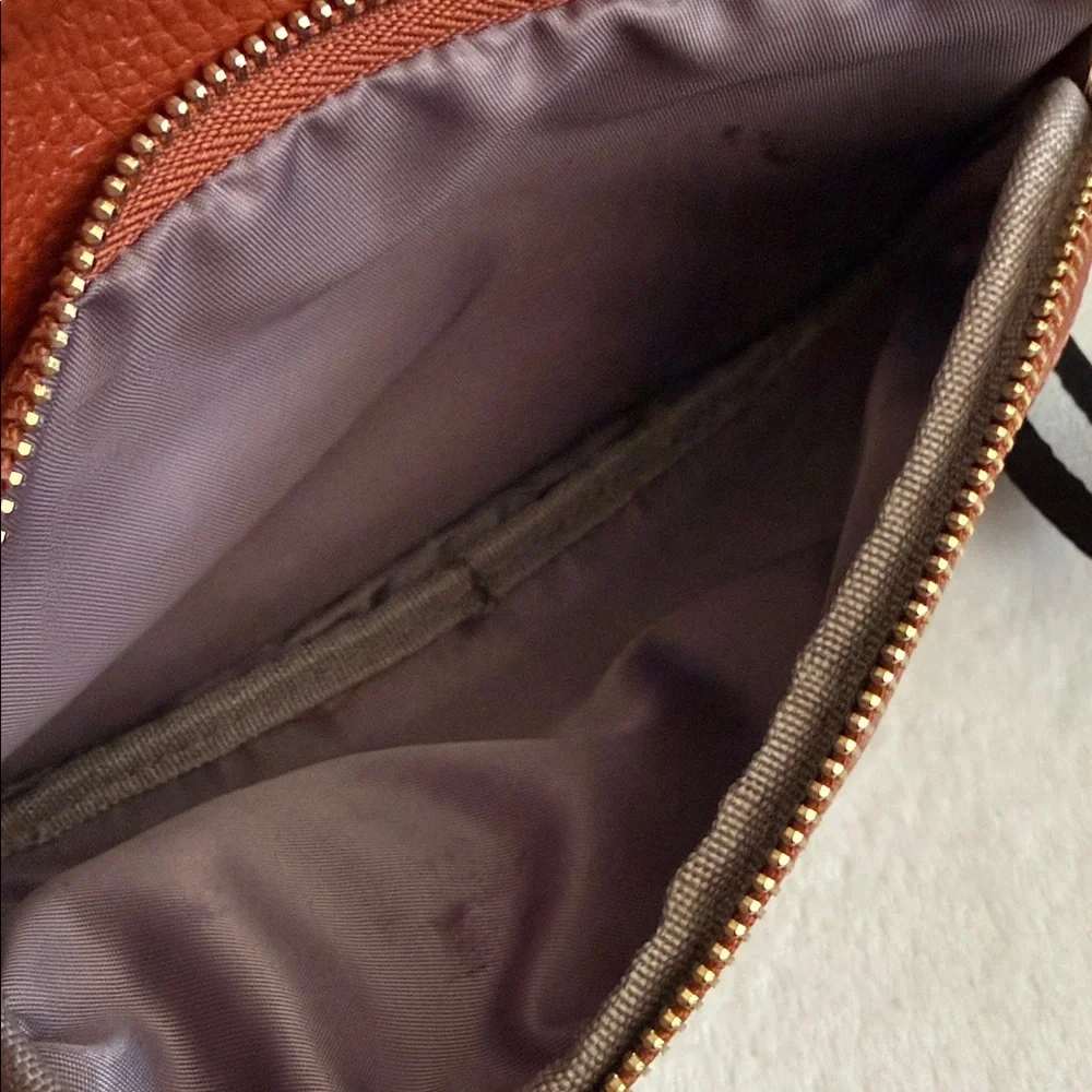 Pom Pom London | Mayfair Pebbled Leather Crossbody Bag B&W Stripe Strap Brown - Picture 7 of 15